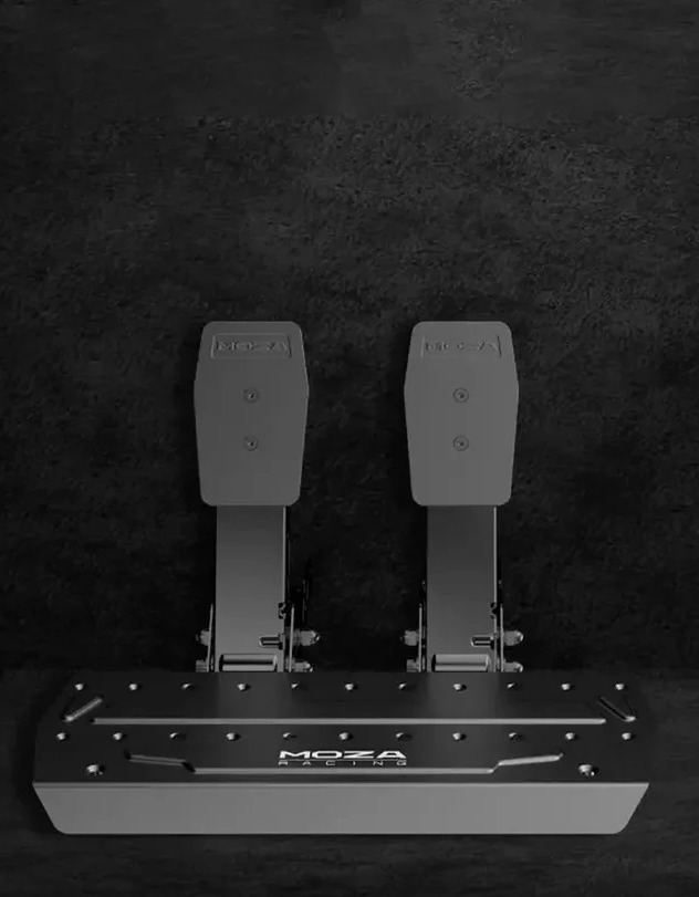 MOZA R5 PC Csomag Kormánnyal és pedálszettel